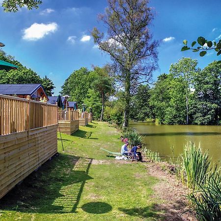 Upton Lakes Lodges Cullompton Kültér fotó