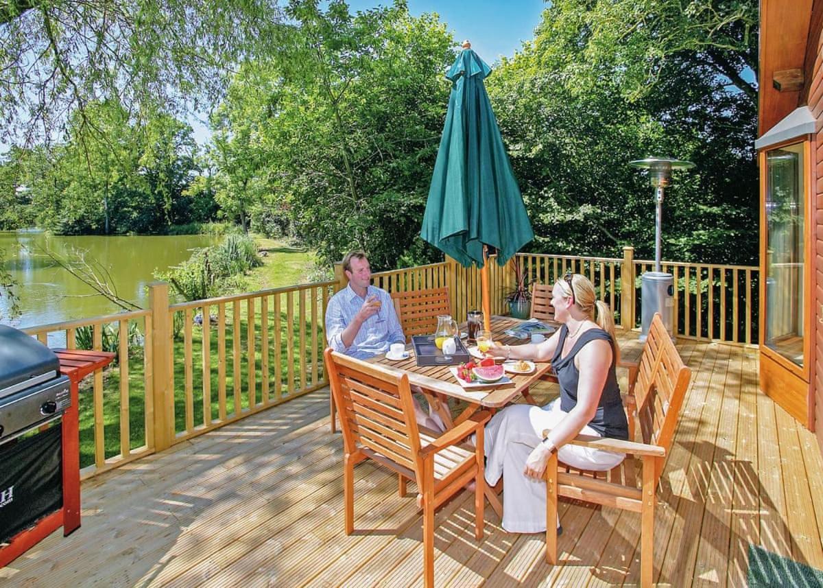 Upton Lakes Lodges Cullompton Kültér fotó
